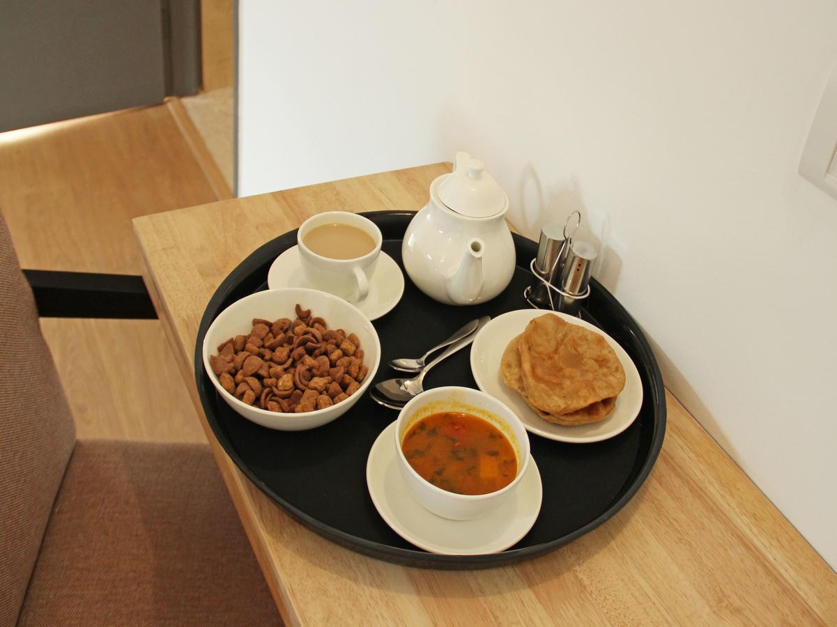 Oyo 10257 Hotel Lotus Park Ґурґаон Екстер'єр фото