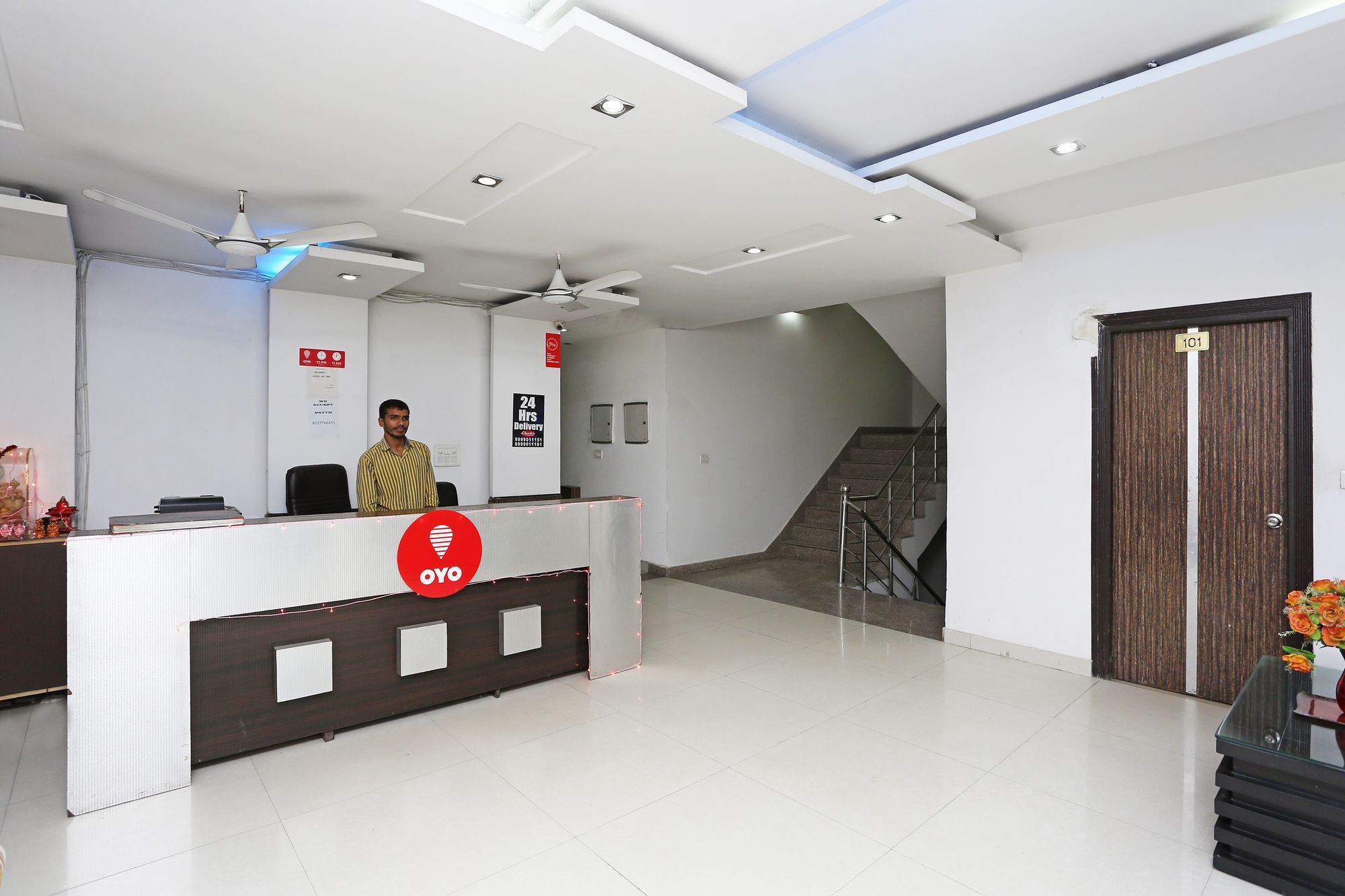 Oyo 10257 Hotel Lotus Park Ґурґаон Екстер'єр фото