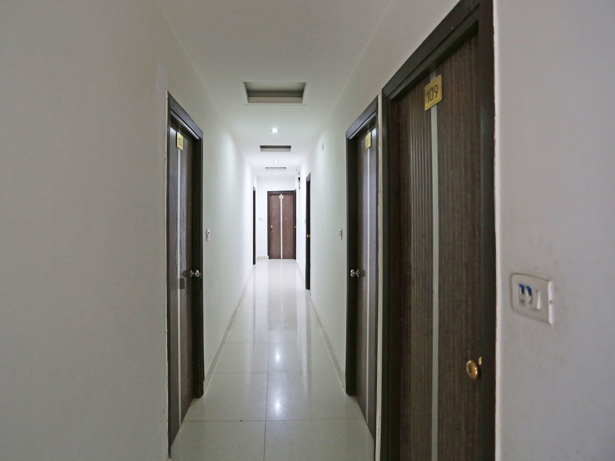 Oyo 10257 Hotel Lotus Park Ґурґаон Екстер'єр фото